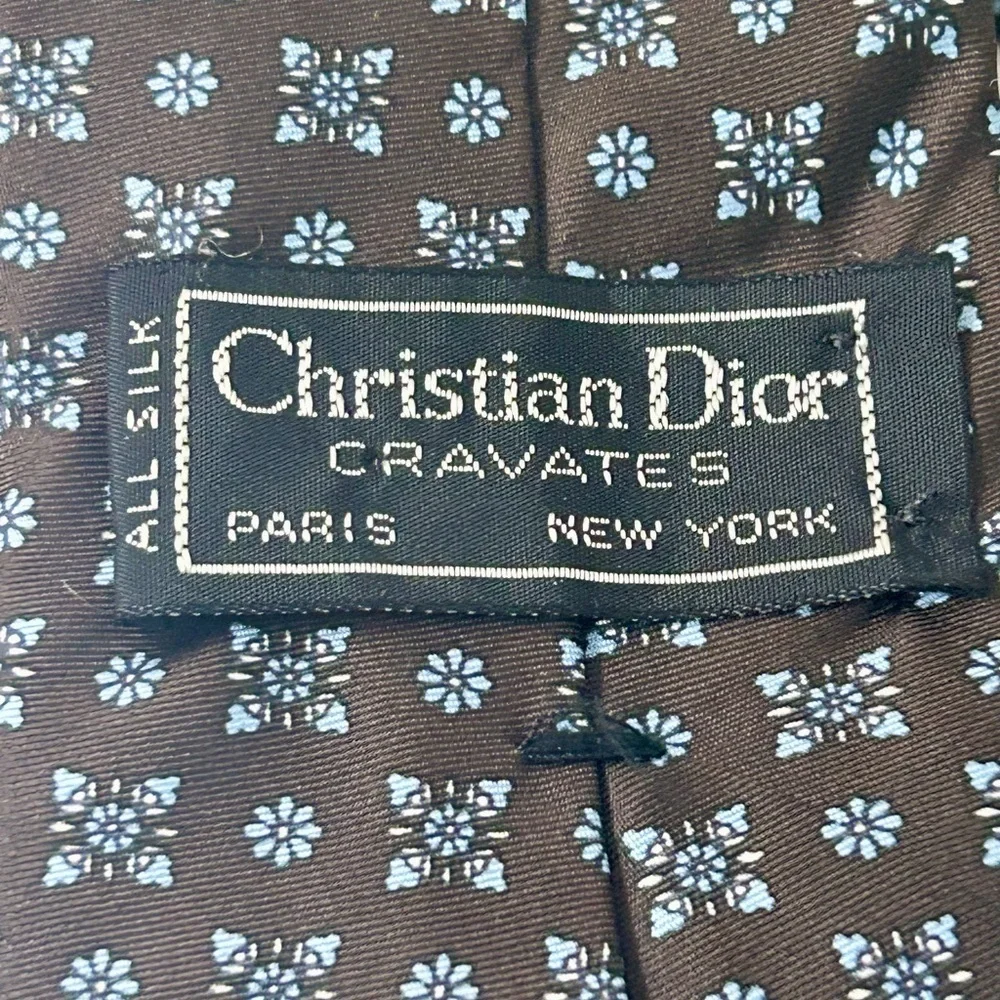 Vintage Christian Door Men’s Silk Tie 55” x 3”. - Picture 4 of 5